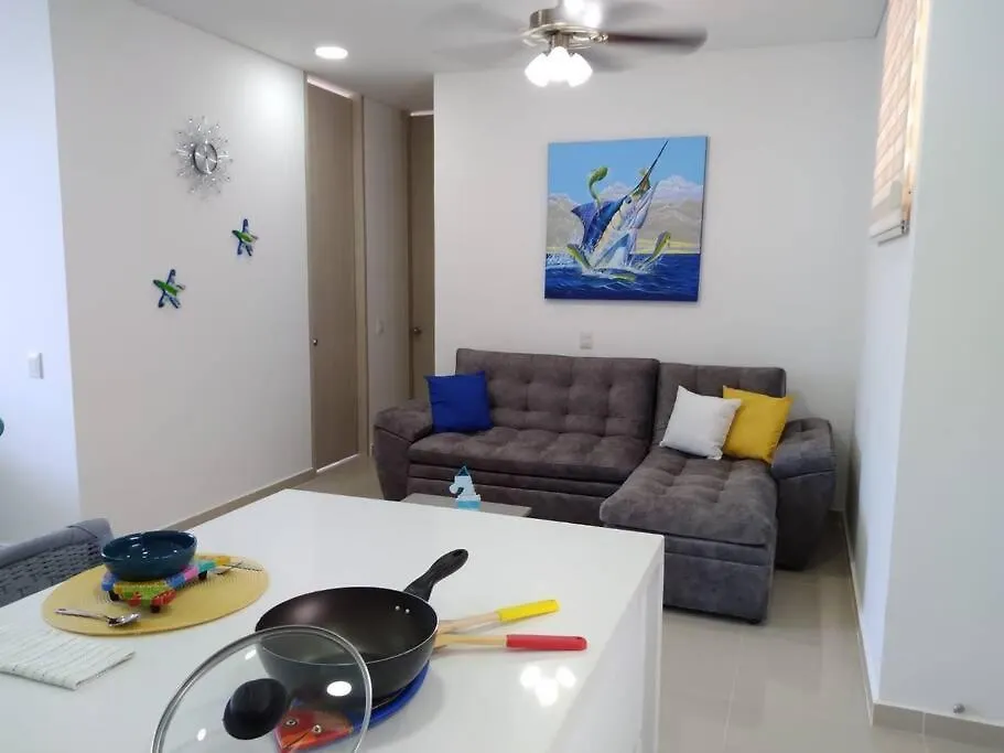 Exclusivo Club De Playa Con Acceso Directo A La Playa De Pozos Colorados, Cuenta Con Piscinas Olimpicas, Para Ninos, Restaurante, Jacuzzi, Sauna, Turco, Salon De Juegos, Simulador De Golf, Spa, Transporte Interno, Bar, Etc. Santa Marta