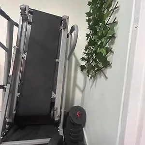 https://apartamento-familiar-cerca-al-aeropuerto-111061.hotels-bogota.net