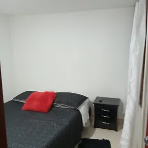 https://hospedaje-cerca-al-aeropuerto.hotels-bogota.net