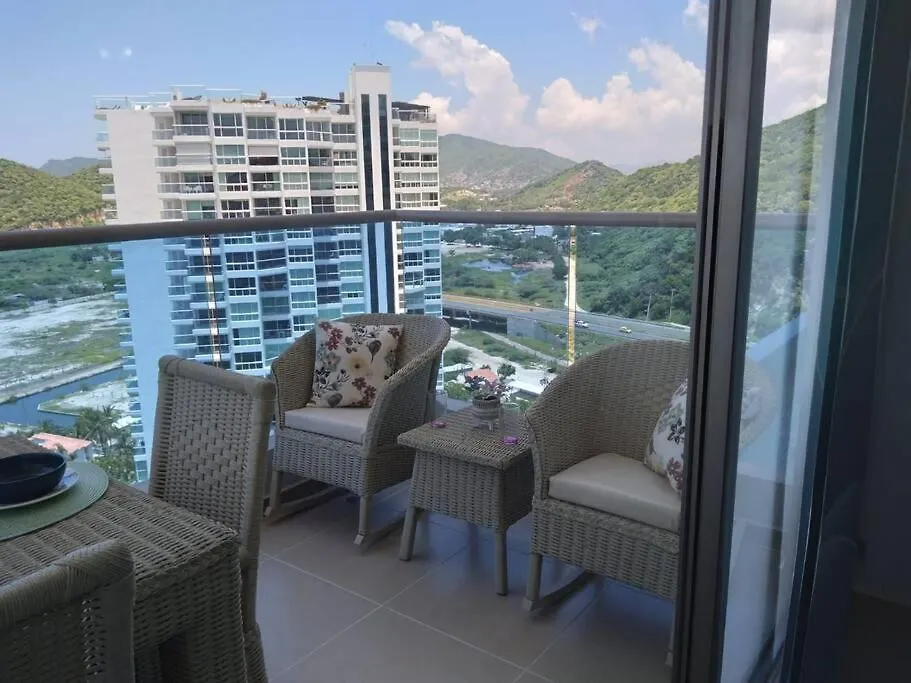 Exclusivo Beach Club: Beachfront Oasis with Olympic Pools & Luxury Amenities Santa Marta  0*, Santa Marta (Magdalena)